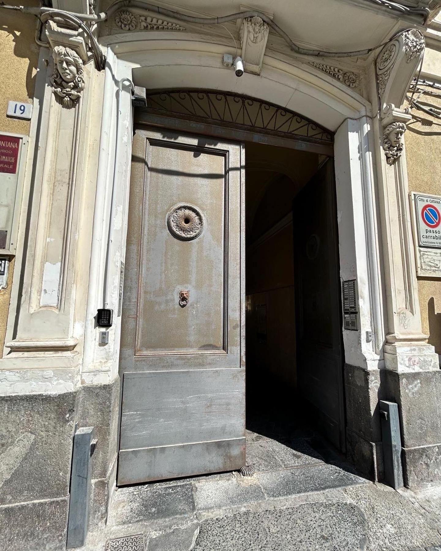 Bovio Prestige Apartments Catania Exterior photo